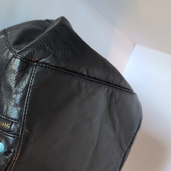 Bueno Faux Leather Overnight Bag In Good Used Condition - Picture 12 of 12